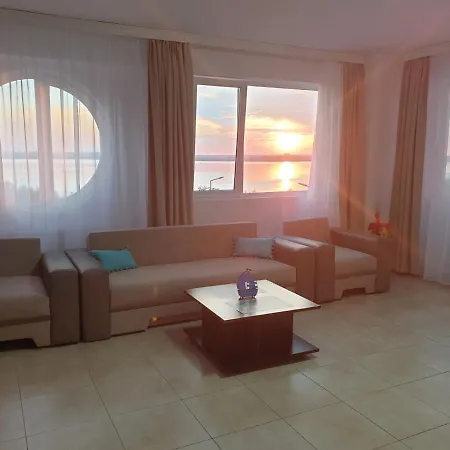 Good Vibes Mamaia Summerland Apartments & Beach Fratelli Loft Nuba Ego H2O Breeze