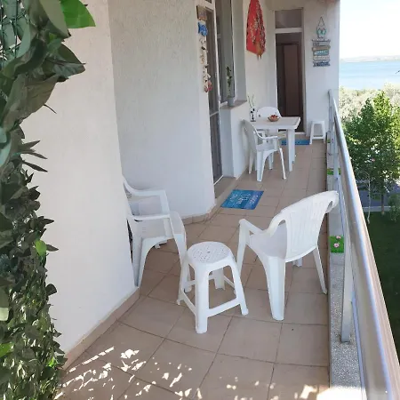 Good Vibes Mamaia Summerland Apartments & Beach Fratelli Loft Nuba Ego H2O Breeze Daire